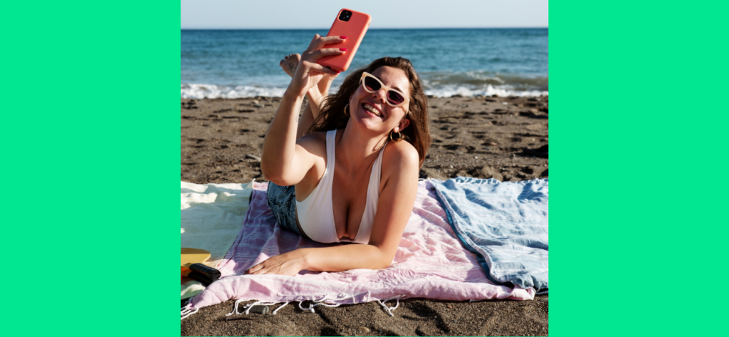Le forfait RED by SFR 350 Go est spécialement pour les voyageurs, avec 35 Go de data et appels depuis 124 pays